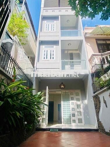 CHO THUÊ NHÀ MẶT TIỀN ĐƯỜNG BẠCH ĐẰNG, DT 4,2X20 TRỆT 3 LẦU