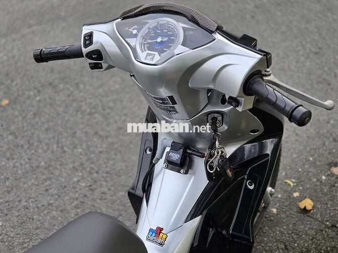 Em muốn bán chiếc Future 2023 up wave 125i rất đẹp