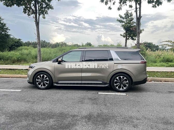 Kia Carnival 2021 2.2D Signature - 55000 km