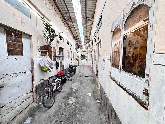 Phòng trọ 12m2 GÁC ĐÚC ngay kcn Tây Bắc, tường ốp gạch men mới