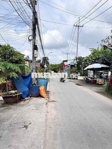 Phòng trọ 12m2 GÁC ĐÚC ngay kcn Tây Bắc, tường ốp gạch men mới