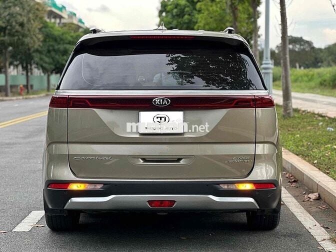 Kia Carnival 2021 2.2D Signature - 55000 km