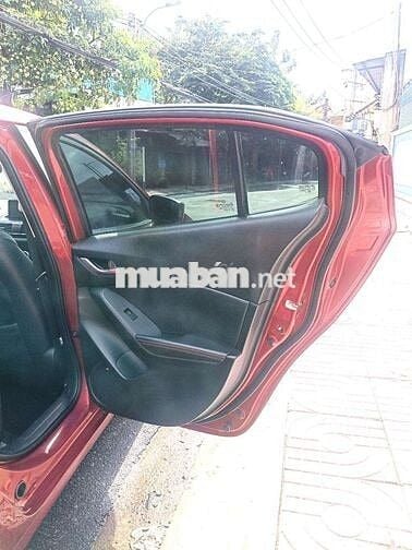 Mazda 3 STD 2015 một chủ mua mới từ đầu xe cực đẹp