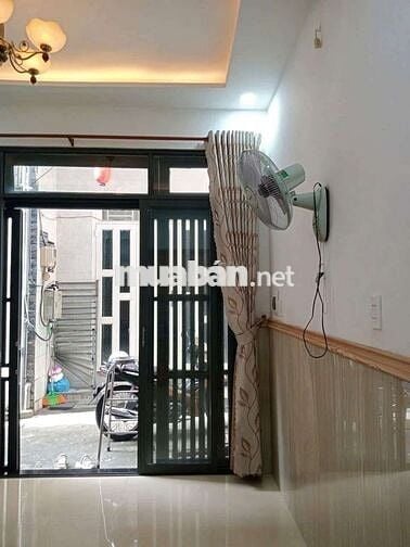 Chính Chủ Cho Thuê Nhà DT 3,5x18 2lầu 3pn 3wc