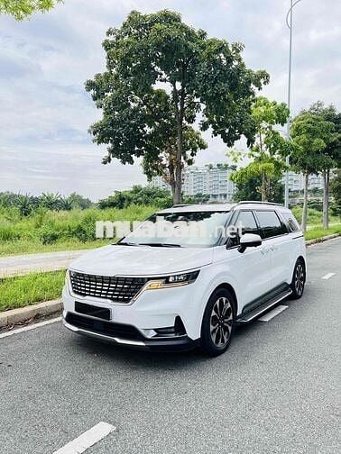 Kia Carnival 2023 Signature 2.2D - 46000 km