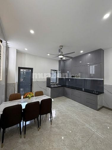 Nhà mặt tiền vừa ở vừa kinh doanh - Tại Tân Khánh, HCM 