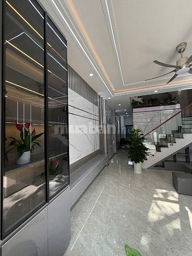 Nhà mặt tiền vừa ở vừa kinh doanh - Tại Tân Khánh, HCM 