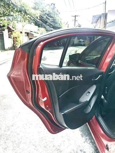 Mazda 3 STD 2015 một chủ mua mới từ đầu xe cực đẹp