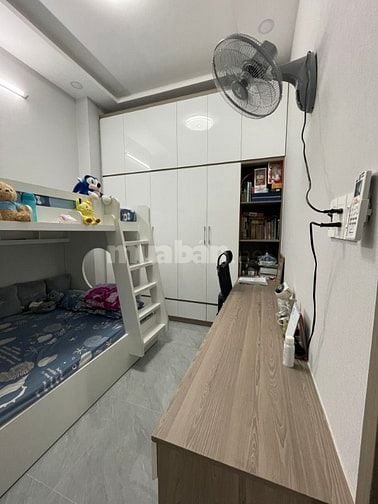 Bán nhà Huỳnh Tấn Phát, Quận 7, An ninh, Hàng xóm thân thiện