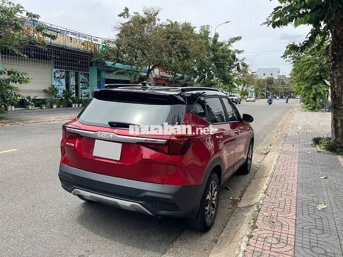 Kia Seltos 2023 Deluxe 1.6 AT - 49000 km