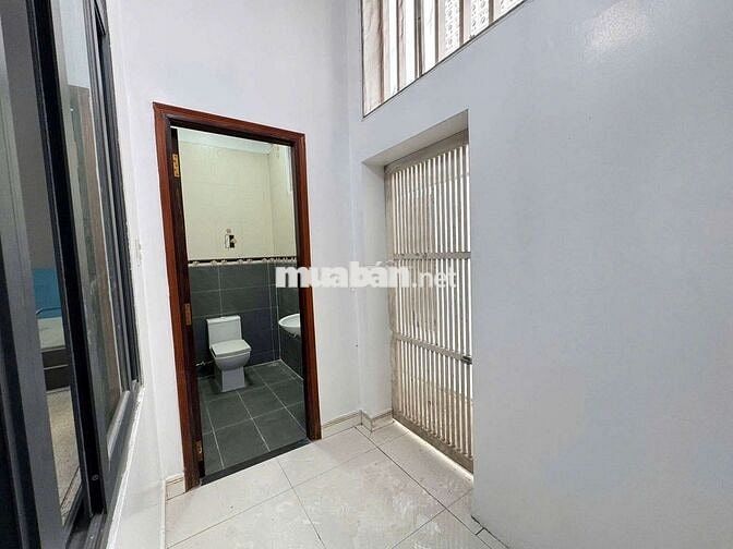 Cho thuê nhà 2 lầu 1 trệt 4pn 3wc Hiệp Thành 3 thích hợp mở vp cty