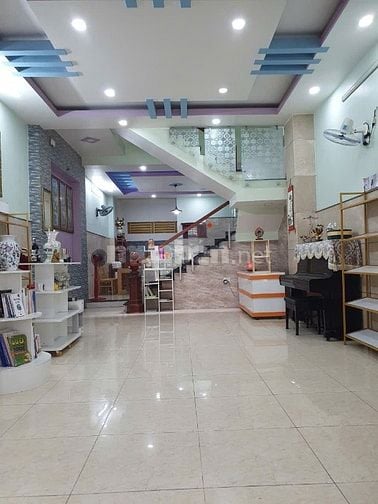 Cho thuê nhà nguyên căn Full nt, có mặt tiền làm kinh doanh, Văn phòng