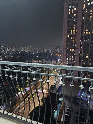 Cho thuê căn hộ cao cấp chung cư Royalcity