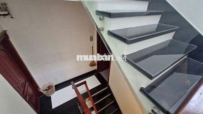 Bán gấp nhà 3 tỷ nhỏ xíu 40m2, Sát Lotte Q7, Ngã 4 Nguyễn Thị Thập