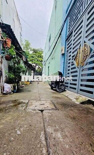 Bán gấp nhà 3 tỷ nhỏ xíu 40m2, Sát Lotte Q7, Ngã 4 Nguyễn Thị Thập