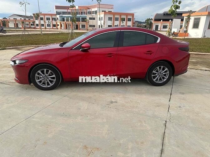 Mazda 3 2022 1.5L Premium - 45000 km