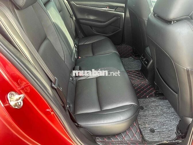 Mazda 3 2022 1.5L Premium - 45000 km