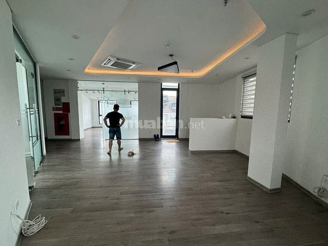 Tôi là chủ nhà cho thuê sàn văn phòng tại toà nhà số 3 Dịch Vọng Hậu, 