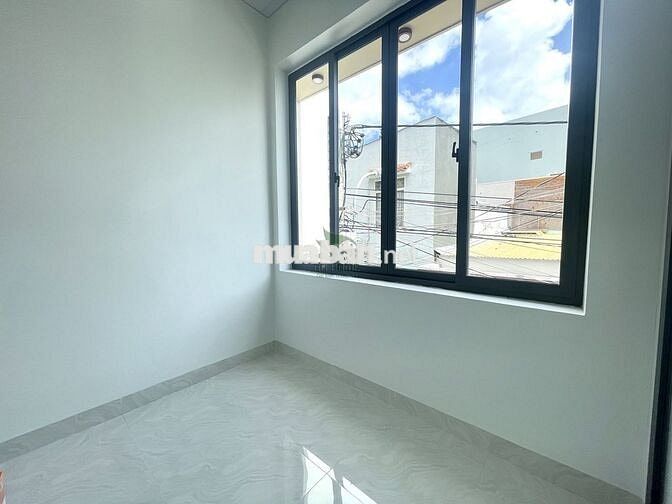 CHO THUÊ NHÀ MỚI XÂY 2 TẦNG  FULL NỘI THẤT PHÍA BẮC NHA TRANG