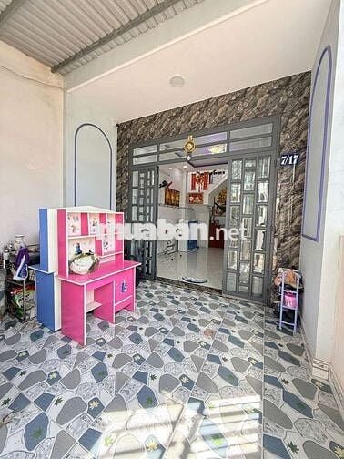 Bán nhà lầu đúc chính chủ , nhà kiêng cố mới xây 2 năm