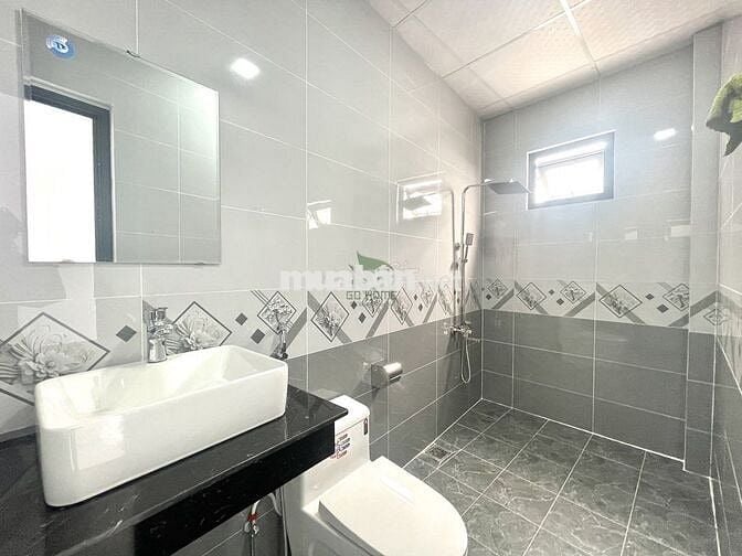 CHO THUÊ NHÀ MỚI XÂY 2 TẦNG  FULL NỘI THẤT PHÍA BẮC NHA TRANG