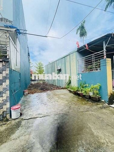 Cần bán lô đất vị trí đẹp thông Tôn Đản và Trường Chinh