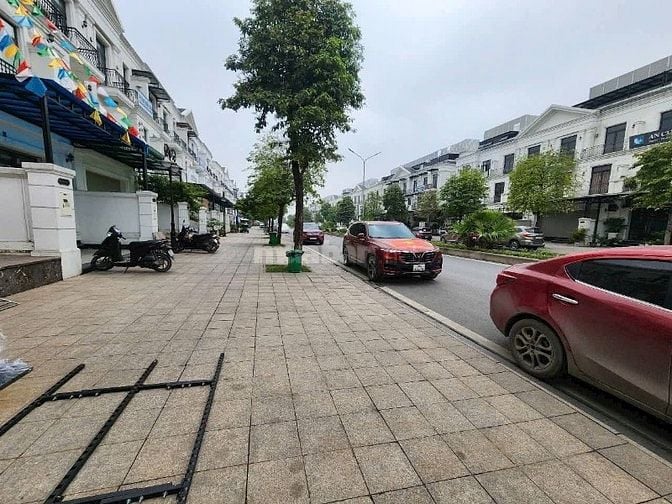 sập giá Bán gấp shophouse sổ đỏ lâu dài HA02 Vinhomes Ocean Park