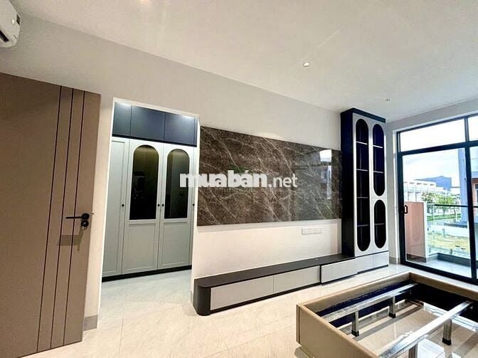 CHO THUÊ NHÀ 3 PHÒNG NGỦ FULL NỘI THẤT KĐT MỸ GIA GÓI 8 GIÁ 30 TRIỆU