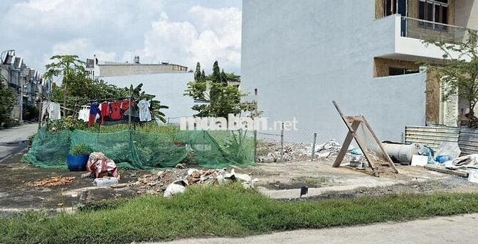 Bán đất khu dân cư Xuân Thới Đông, giá 4,56 tỷ