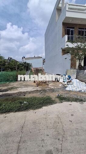 Bán đất khu dân cư Xuân Thới Đông, giá 4,56 tỷ