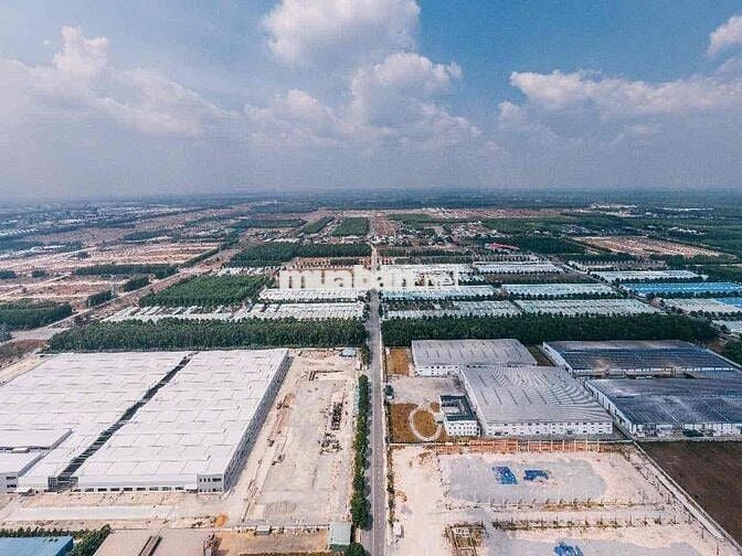 Đất nên Đức Phát 3 mặt tiền quốc lộ 13 2tỷ850/nền