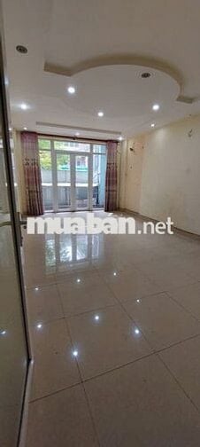 Mặt Tiền Đường Nguyễn Hồng Đào Khu Bàu Cát.