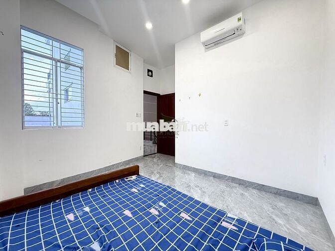 CHO THUÊ BIỆT THỰ ĐẸP MỚI 4 PHÒNG NGỦ GẦN BIỂN KHU VĨNH HOÀ