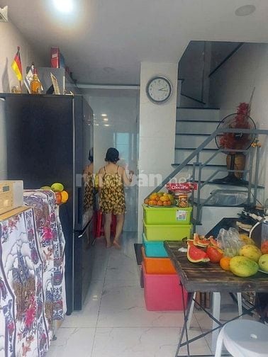 Nhà cho vợ chồng trẻ, 24m2, 1trệt, 1lầu, BTCT, H1287 Phạm Thế Hiển P5.