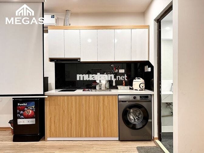 CHO THUÊ CĂN HỘ 1PN FULL NỘI THẤT BAN CÔNG NGAY LẠC LONG QUÂN