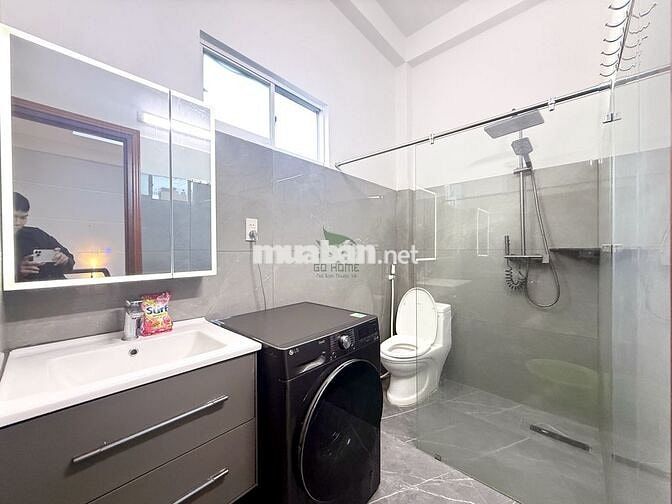 CHO THUÊ BIỆT THỰ ĐẸP MỚI 4 PHÒNG NGỦ GẦN BIỂN KHU VĨNH HOÀ