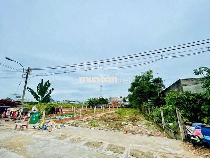 Khu dân cư mặt tiền đường nhựa Tân Thông Hội:199m2 (5x40).Giá 2 tỷ 100