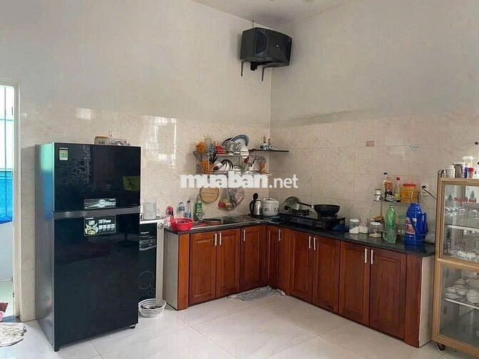 Nhà vị trí đẹp 1/Trịnh Thị Miếng( 8x20) ,SHR, giá chỉ 1tỉ180tr