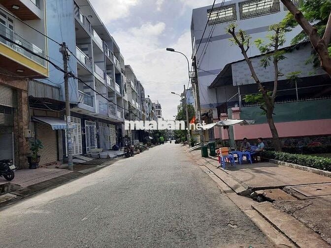 🌈NHÀ BÌNH PHÚ ĐƯỜNG 14M💥4x18m 4 Tầng Bán Nhanh 5PN🧊🧊