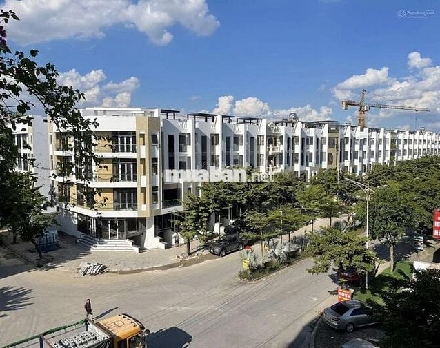 Chính chủ Liền kề Thanh Hà view trường học 100m2 hơn 11tỷ