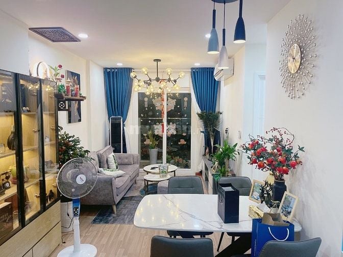 Chủ nhà bán căn hộ Diamond Riverside 3pn, 2wc giá bán 3,3 tỷ