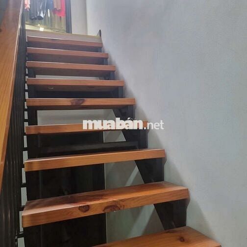 Cho thuê nhà Full nội thất,TX22, dtsd 80m2+nhà kho,sân vườn-chỉ 6tr200