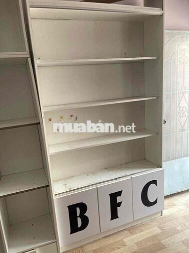 CHO THUÊ NHÀ NGUYÊN CĂN 3 PHÒNG NGỦ, CMT8, Gần công viên LÊ THỊ RIÊNG