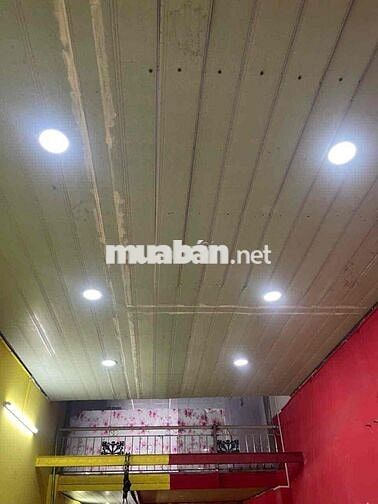 CHO THUÊ NHÀ NGUYÊN CĂN 3 PHÒNG NGỦ, CMT8, Gần công viên LÊ THỊ RIÊNG