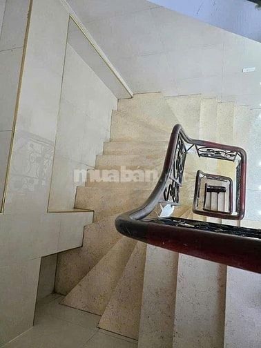 Bán nhà mặt phố Tây Sơn, vị trí đắc địa, mặt tiền 6m