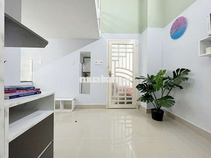 DUPLEX GÁC CAO, CỬA SỔ TRỜI, FULL NỘI THẤT CẢ MGR GẦN BV ND GIA ĐỊNH