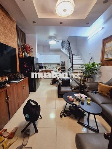 TRUNG TÂM ĐỐNG ĐA - LÔ GÓC NỞ HẬU - 43M2 CHỈ 7,5 TỶ TRUNG TÂM ĐỐNG ĐA - LÔ GÓC NỞ HẬU - 43M2 CHỈ 7,5 TỶ