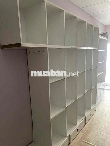 CHO THUÊ NHÀ NGUYÊN CĂN 3 PHÒNG NGỦ, CMT8, Gần công viên LÊ THỊ RIÊNG