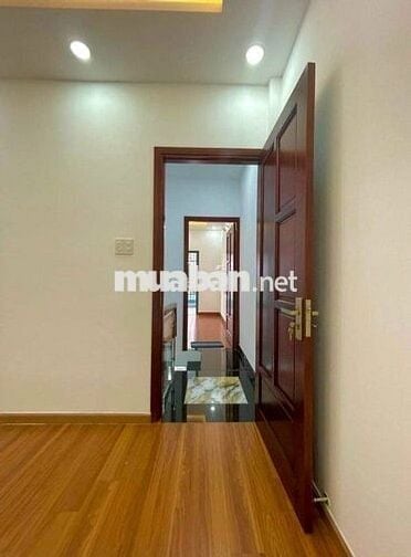 Cho thuê nhà MT 38A Bàu Cát  2 P.14 Q.Tân Bình