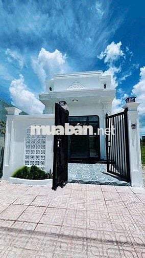 Bá.n nhà cấp 4 mới 100%
2PN KDC Đông Phú, Châu Thành, TP. Cần Thơ